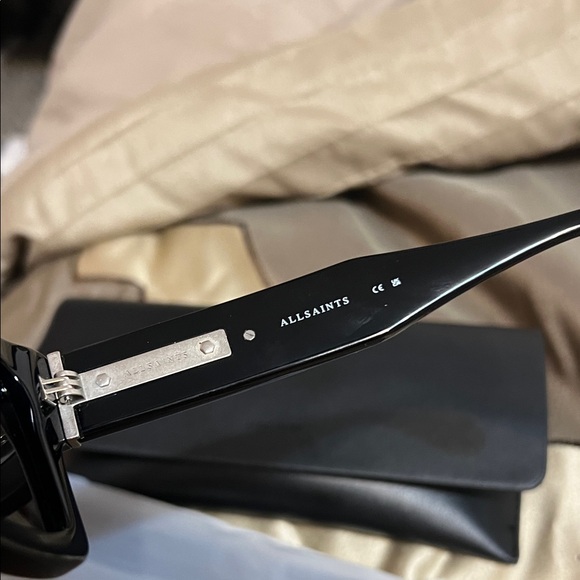 All Saints Black Sunglasses brandnew never worn - Picture 3 of 10